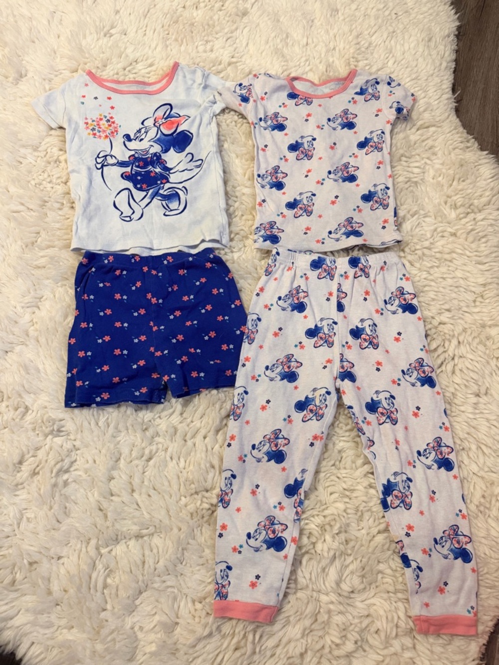 Disney Minnie Mouse Pink, Blue & White Kids Pajama Set